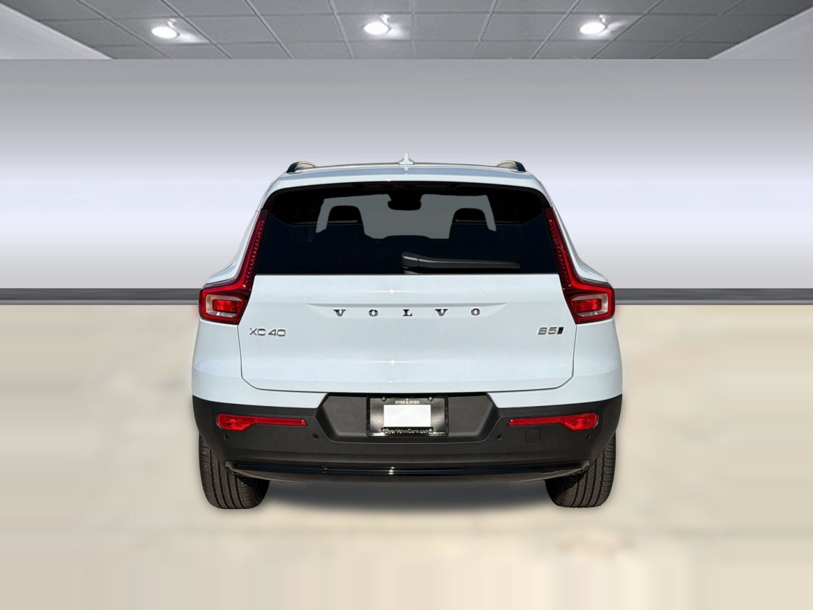 New 2026 Volvo XC40 B5 Plus w/ Protection Package Premier AWD/4WD image 10
