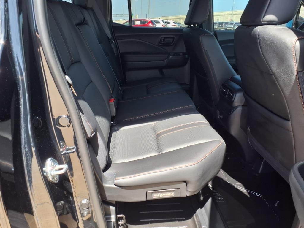 Used 2025 Honda Ridgeline TrailSport image 9
