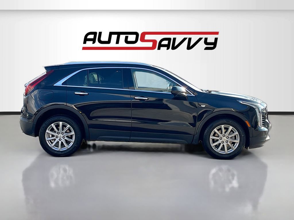 Used 2023 Cadillac XT4 Luxury w/ Cold Weather Package AWD/4WD image 8