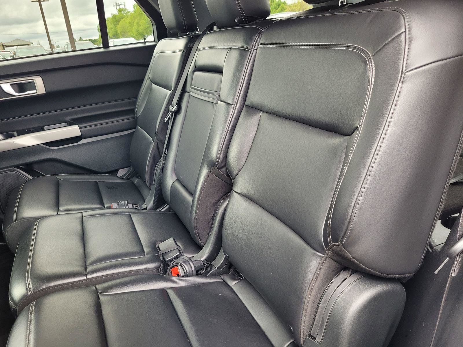 Used 2023 Ford Explorer XLT w/ Equipment Group 202A image 11