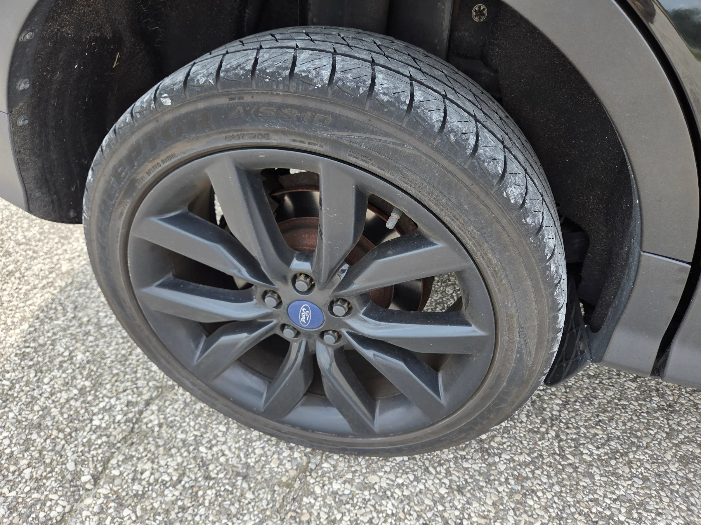Used 2017 Ford Escape SE w/ Equipment Group 201A FWD image 10