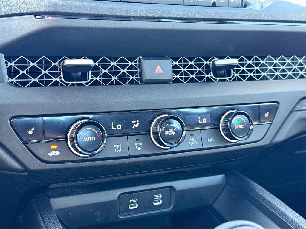 Used 2023 Honda Accord EX image 14