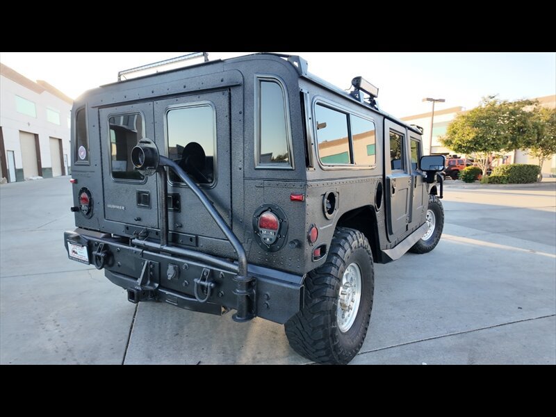 Used 1997 HUMMER H1 4-Door Wagon AWD/4WD image 25