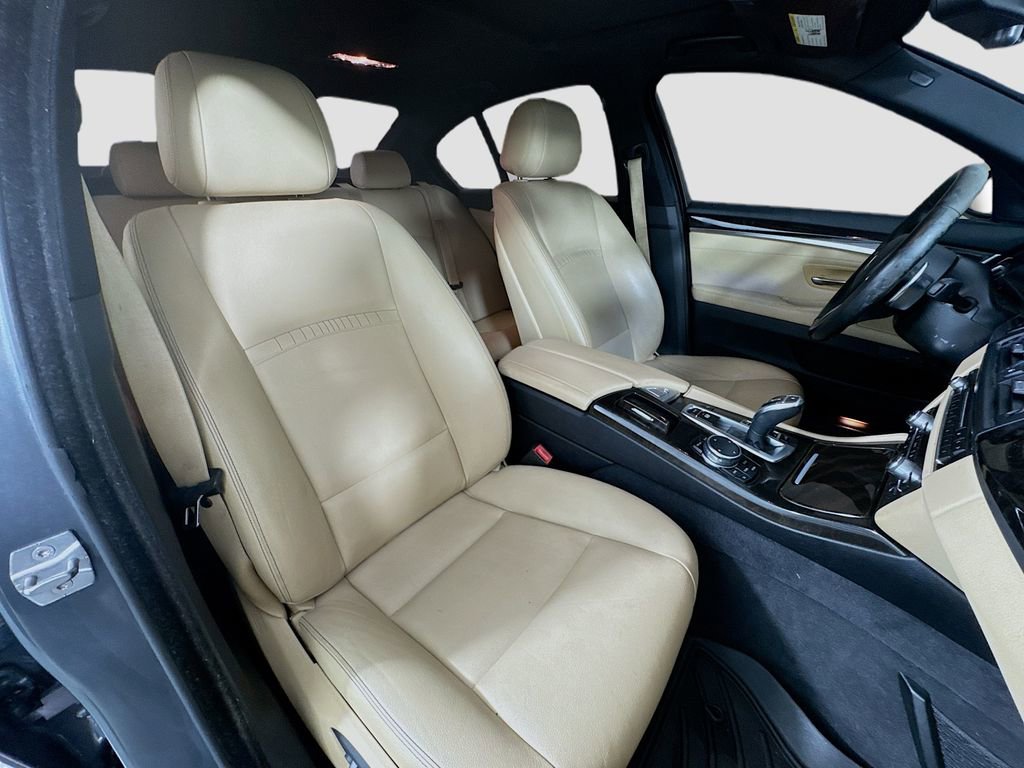 Used 2016 BMW 535i Sedan RWD image 30
