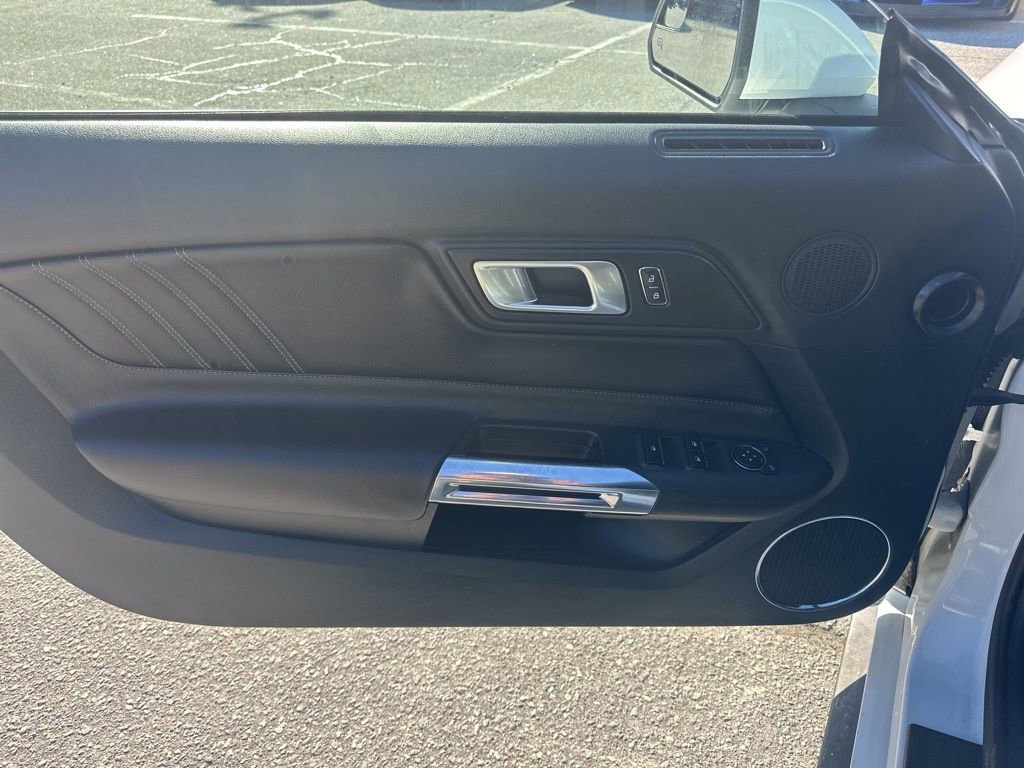 Used 2020 Ford Mustang Premium image 25