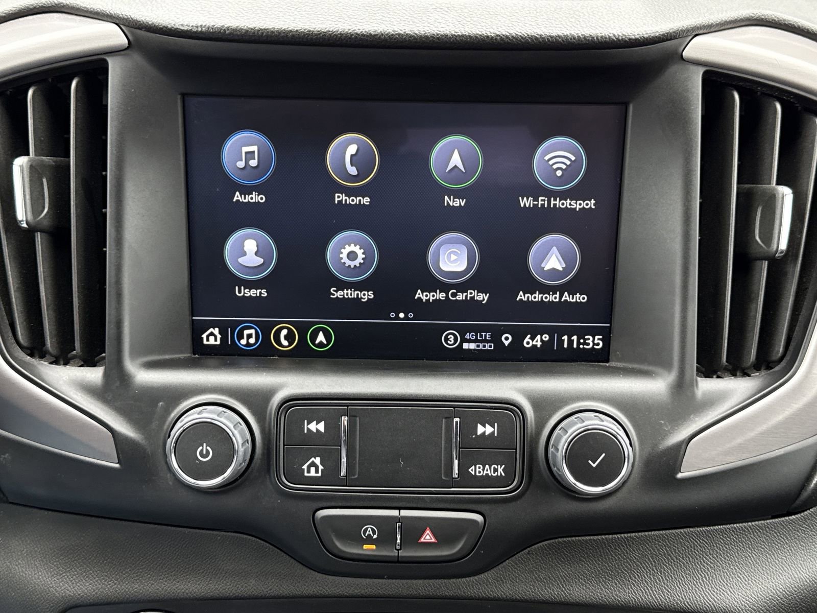 Used 2024 GMC Terrain AT4 w/ Infotainment Package II image 28