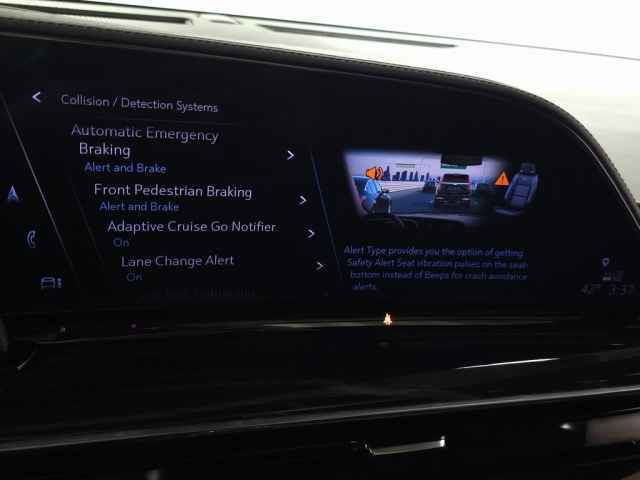 Used 2024 Cadillac Escalade ESV V w/ Heavy-Duty Trailer Package image 33