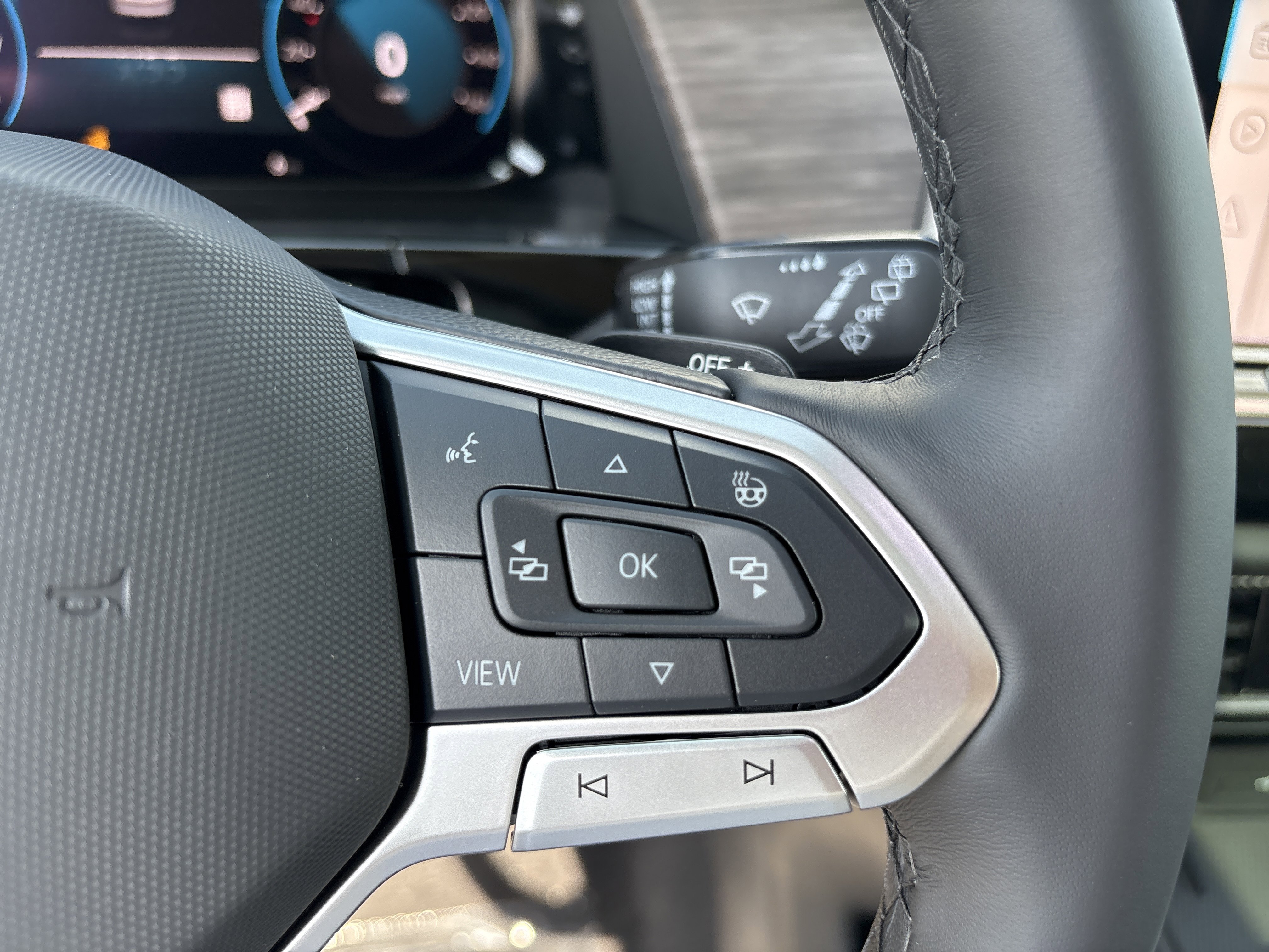 New 2026 Volkswagen Atlas SEL Premium R-Line image 27