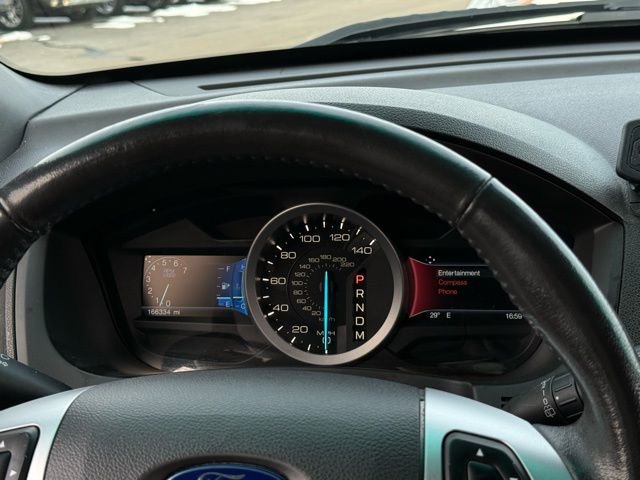 Used 2015 Ford Explorer XLT w/ Equipment Group 202A image 6