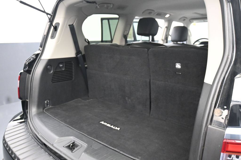 Used 2024 Nissan Armada SL w/ Captain's Chairs Package AWD/4WD image 20