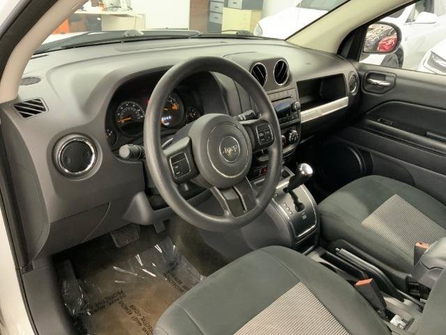 Used 2015 Jeep Compass Sport w/ Power Value Group AWD/4WD image 10