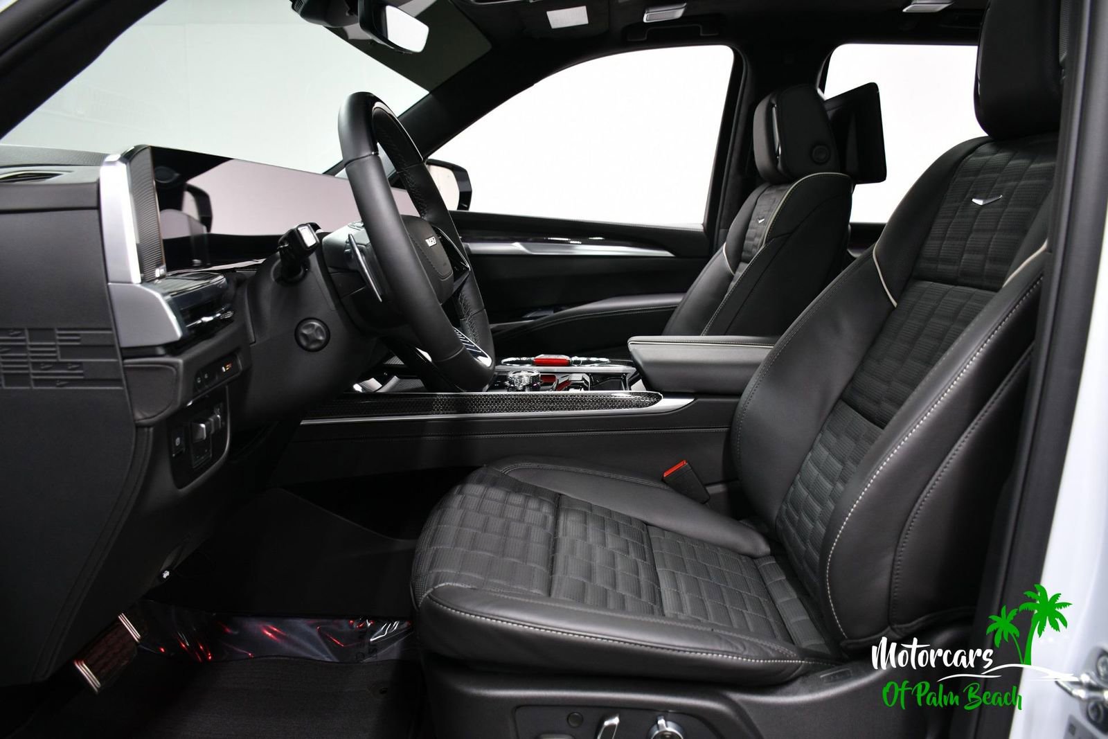 Used 2026 Cadillac Escalade V w/ LPO, ONYX Package image 29