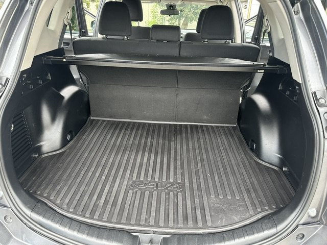 Used 2017 Toyota RAV4 XLE w/ Plus Extra Value Package AWD/4WD image 24