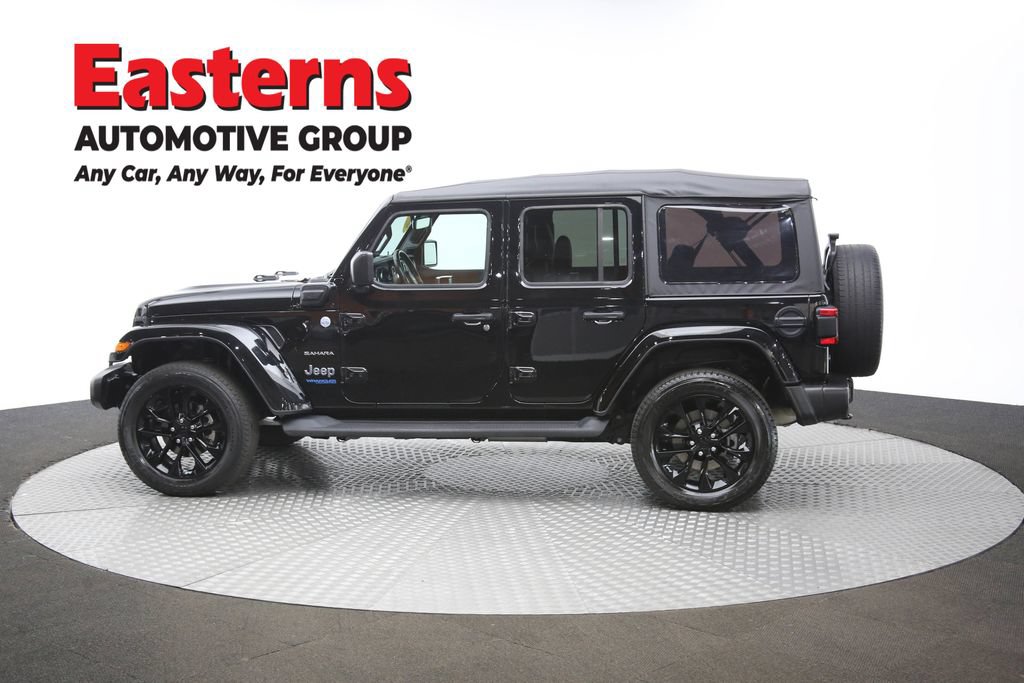 Used 2021 Jeep Wrangler Unlimited Sahara w/ Cold Weather Group AWD/4WD image 61