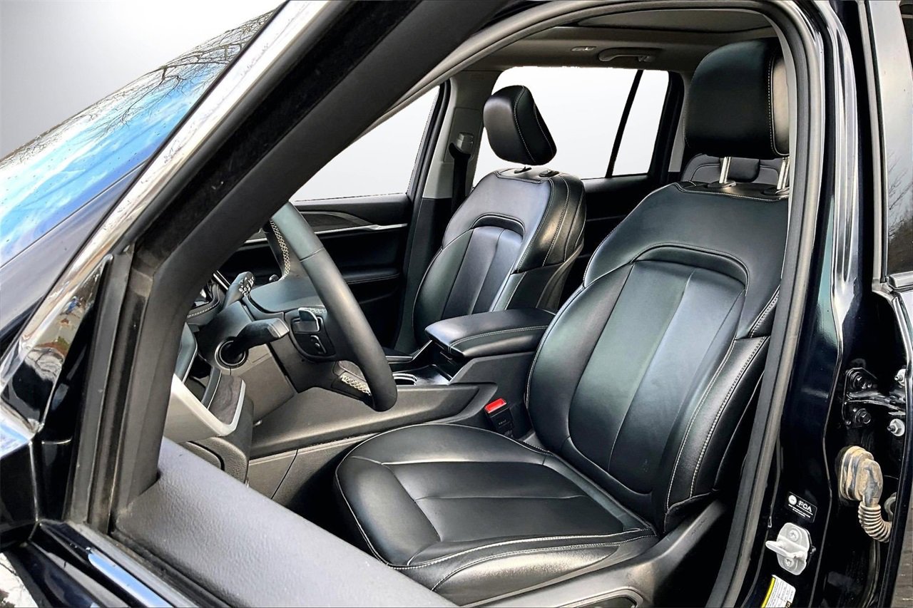 Used 2024 Jeep Grand Cherokee Limited 4xe image 22