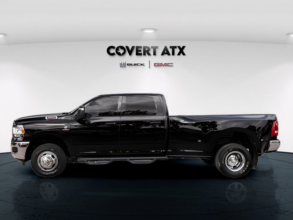 Used 2024 RAM 3500 Tradesman w/ Chrome Appearance Group AWD/4WD image 5