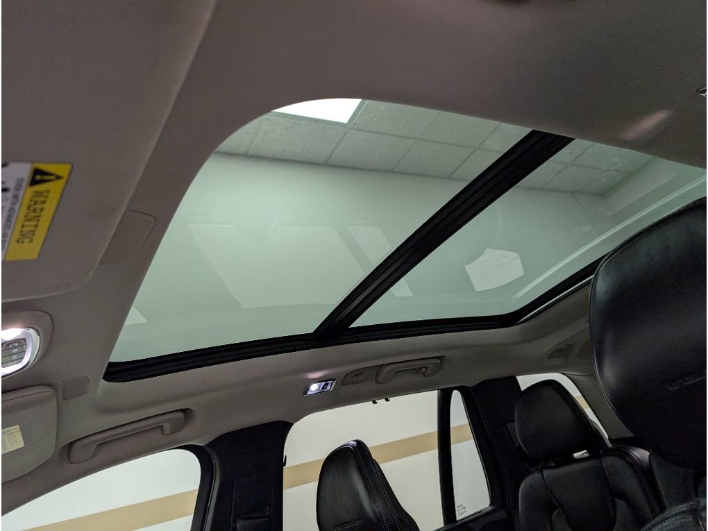 Used 2017 Volvo XC90 T6 Inscription w/ Vision Package image 19