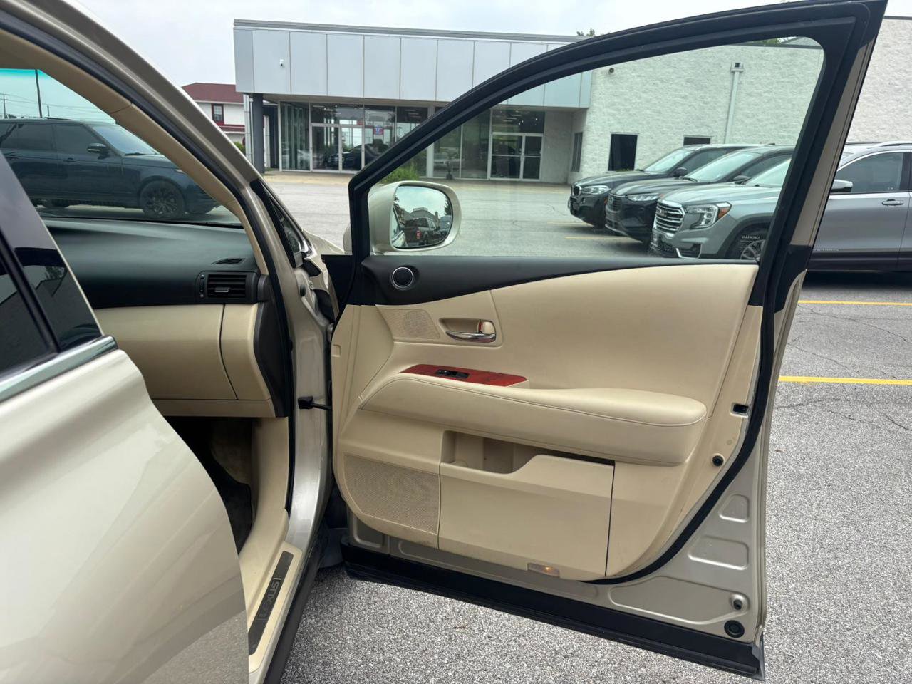 Used 2012 Lexus RX 450h FWD w/ Premium Pkg image 18