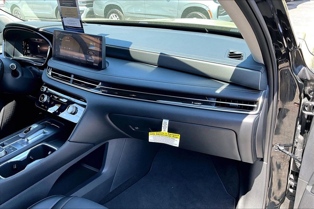 Certified 2026 INFINITI QX60 Luxe w/ Family Package FWD image 21