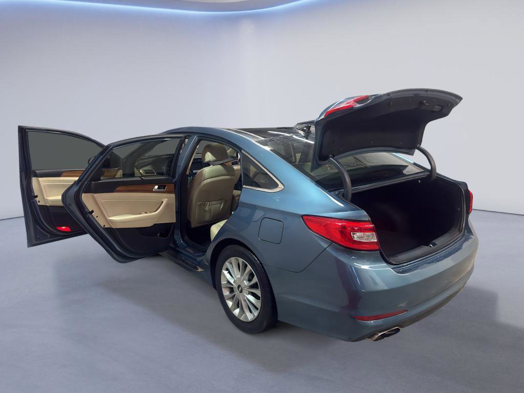 Used 2015 Hyundai Sonata Limited w/ Option Group 05 FWD image 11