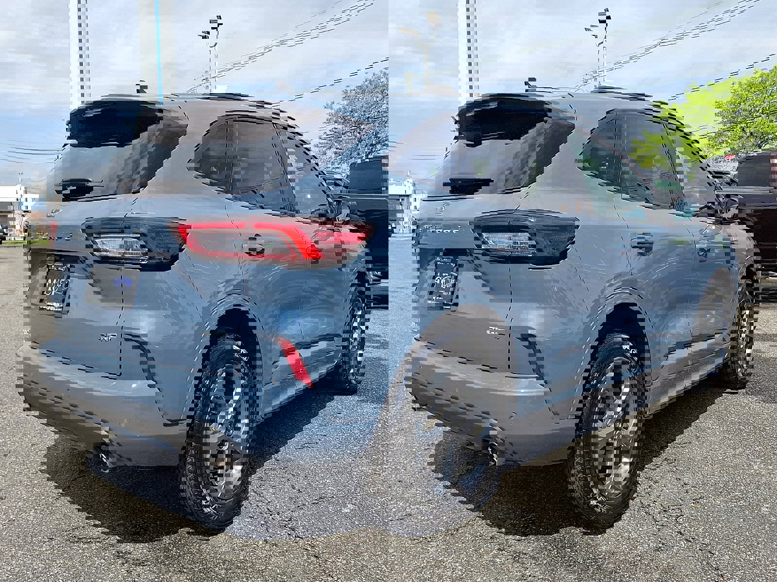 Certified 2023 Ford Escape ST-Line w/ Tech Pack #1 image 6