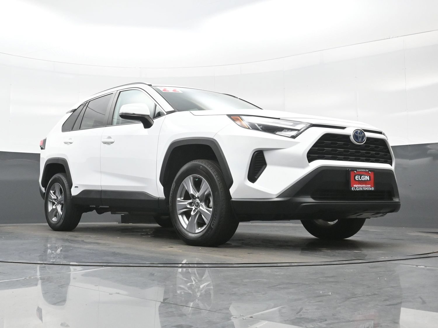 Used 2022 Toyota RAV4 XLE AWD/4WD image 26