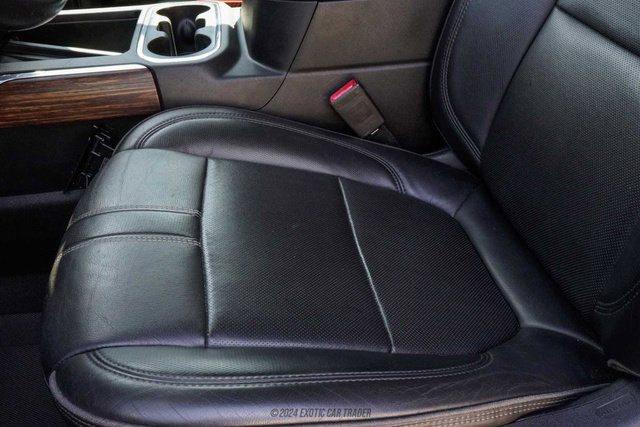 Used 2019 Chevrolet Silverado 1500 High Country w/ Technology Package AWD/4WD image 60