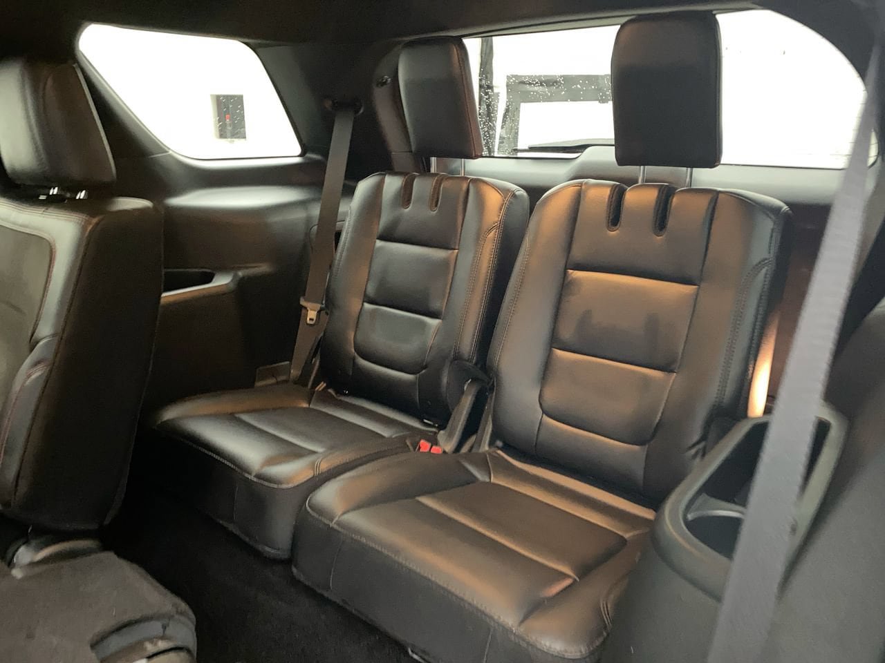 Used 2019 Ford Explorer XLT w/ Equipment Group 202A AWD/4WD image 25