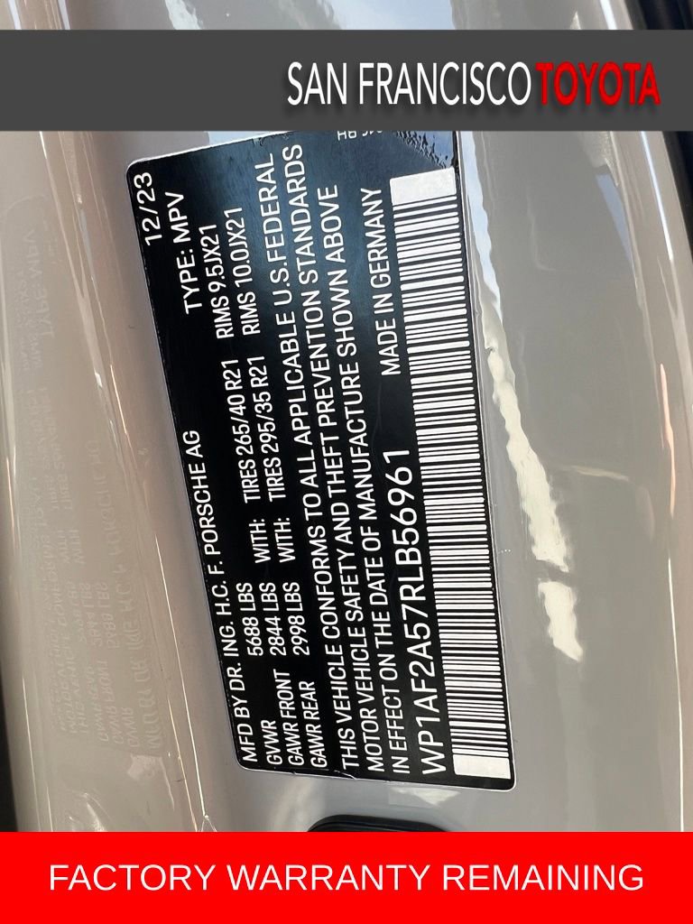 Used 2024 Porsche Macan GTS image 49