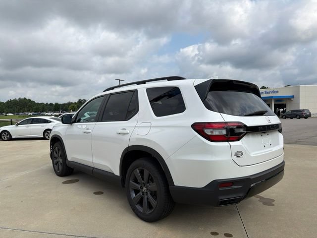 Used 2026 Honda Pilot Sport image 5