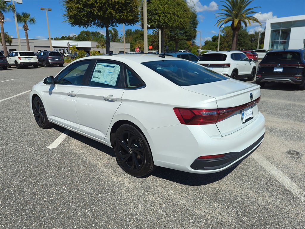 New 2026 Volkswagen Jetta SE image 7