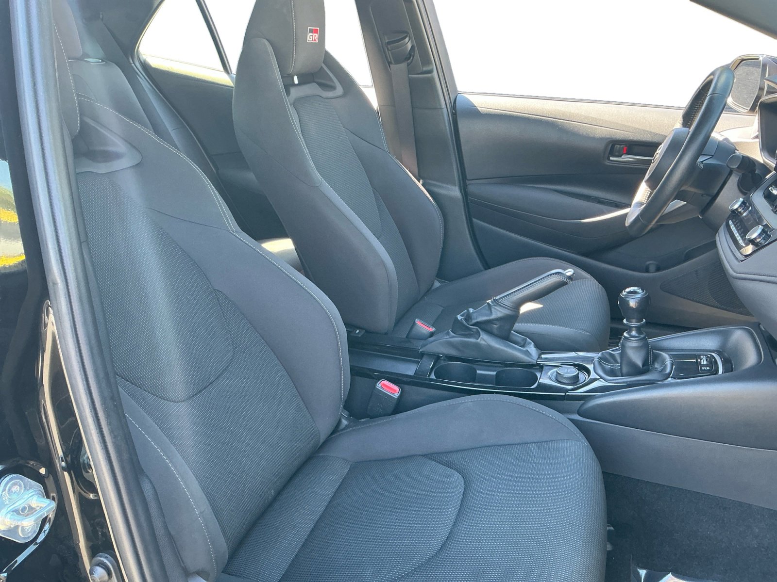 Used 2023 Toyota Corolla Core w/ Performance Package image 15