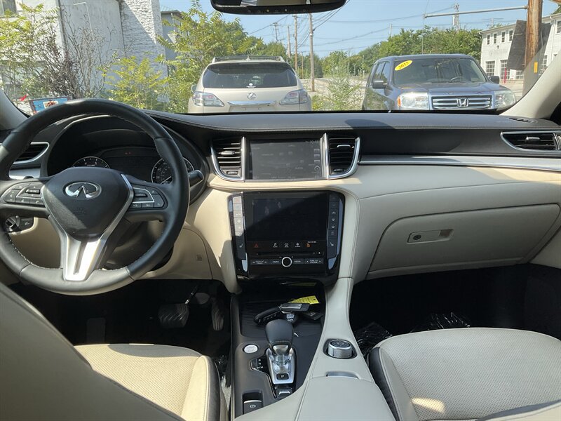 Used 2019 INFINITI QX50 Essential w/ Premium Heat Package AWD/4WD image 14