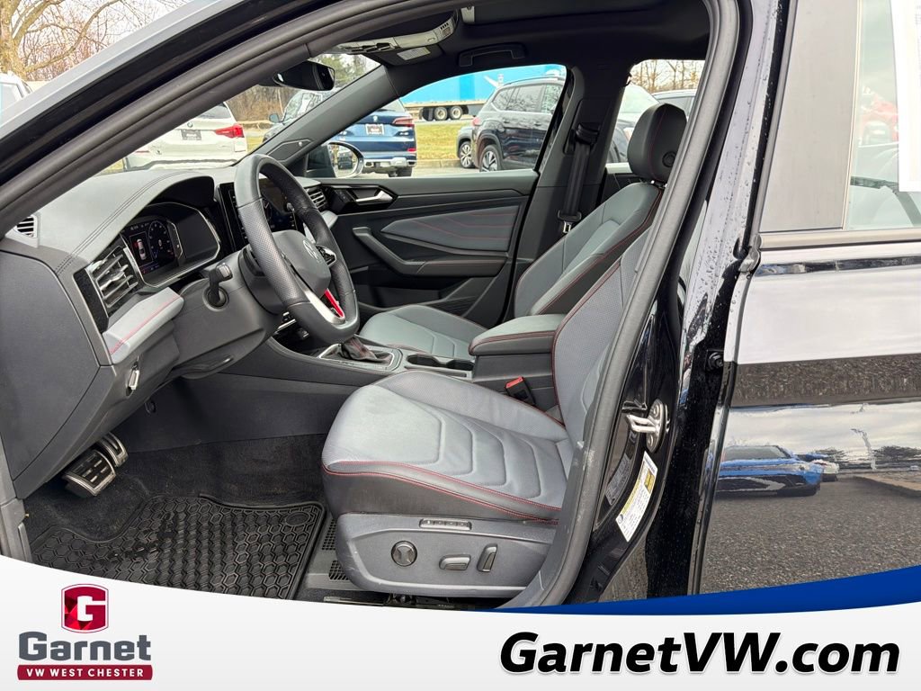 Used 2025 Volkswagen Jetta GLI Autobahn image 10