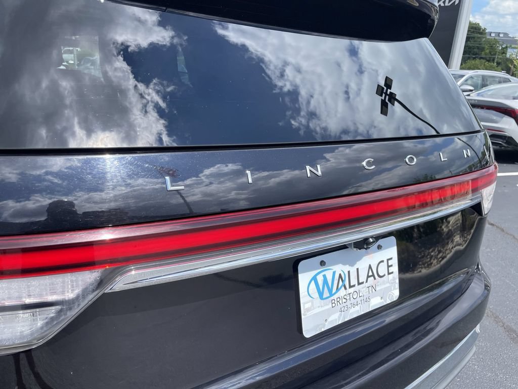 Used 2020 Lincoln Aviator Reserve w/ Equipment Group 202A AWD/4WD image 6