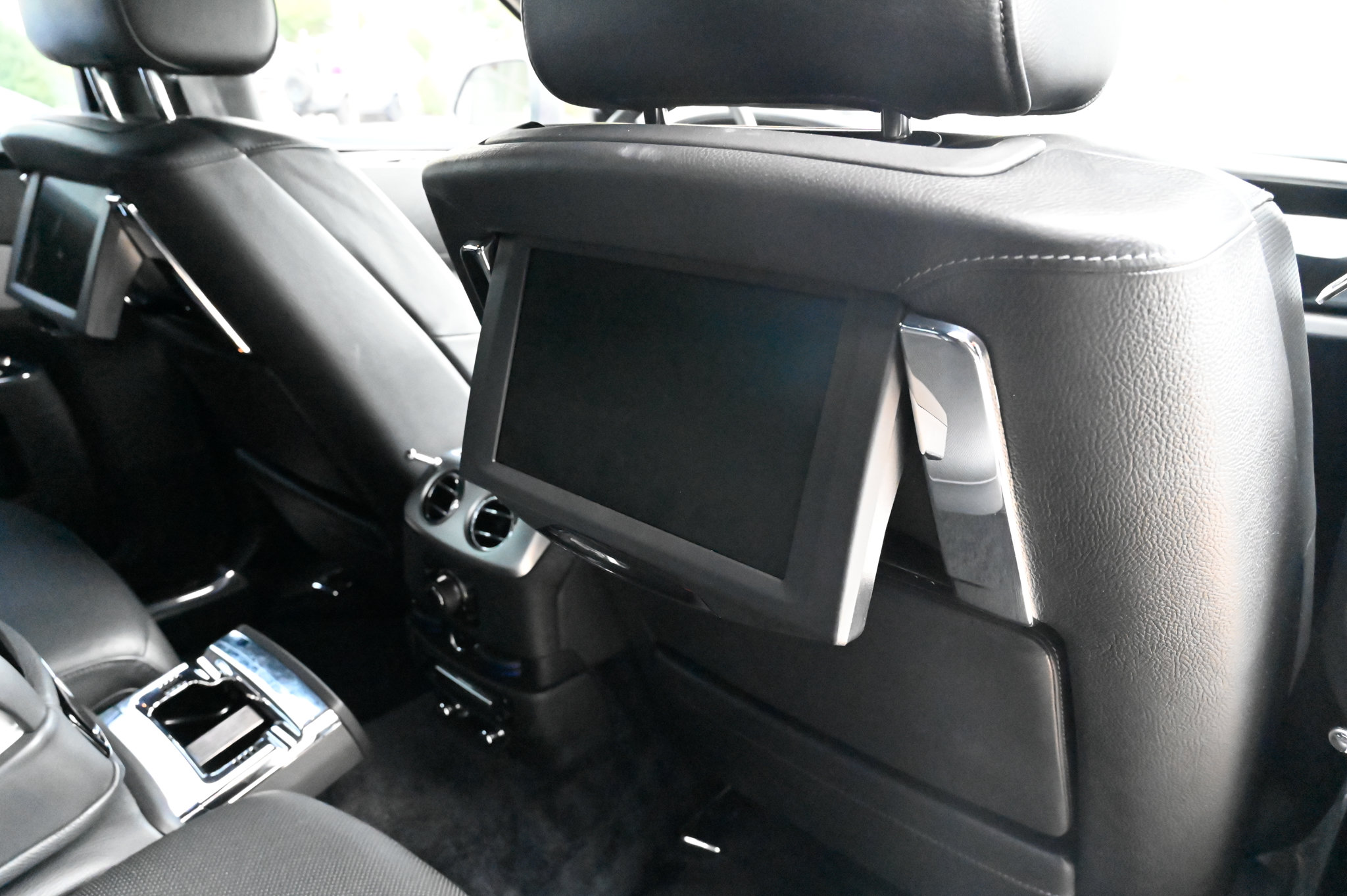 Used 2013 Rolls-Royce Ghost RWD image 27