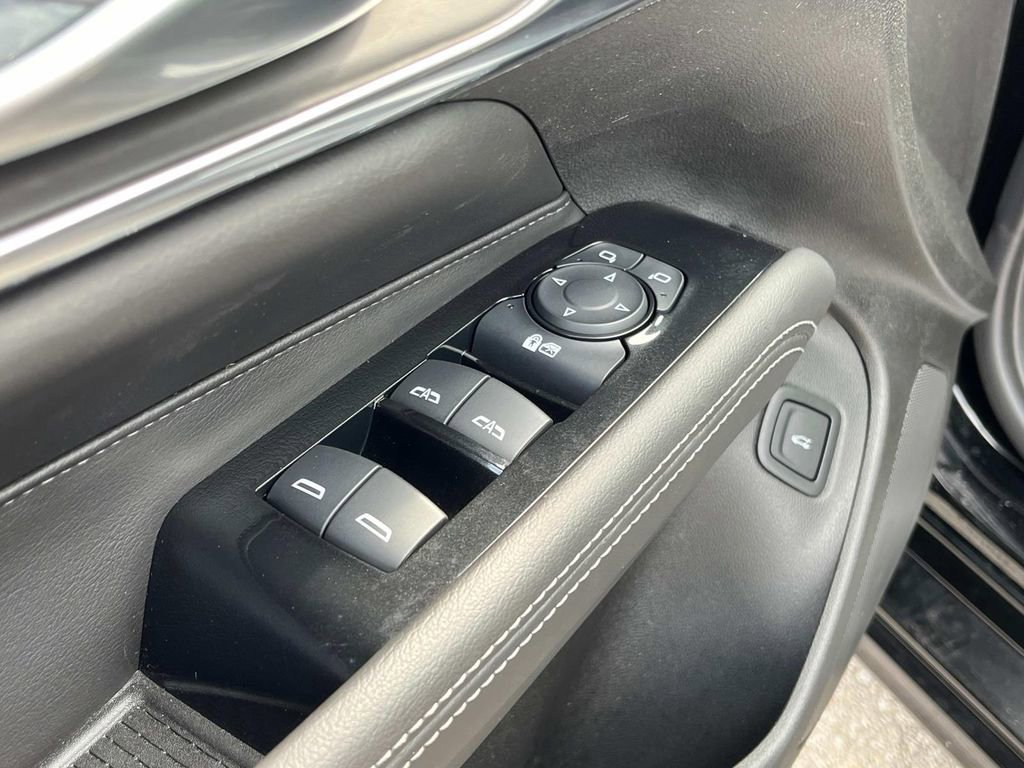 Used 2024 Cadillac CT4 Luxury image 31