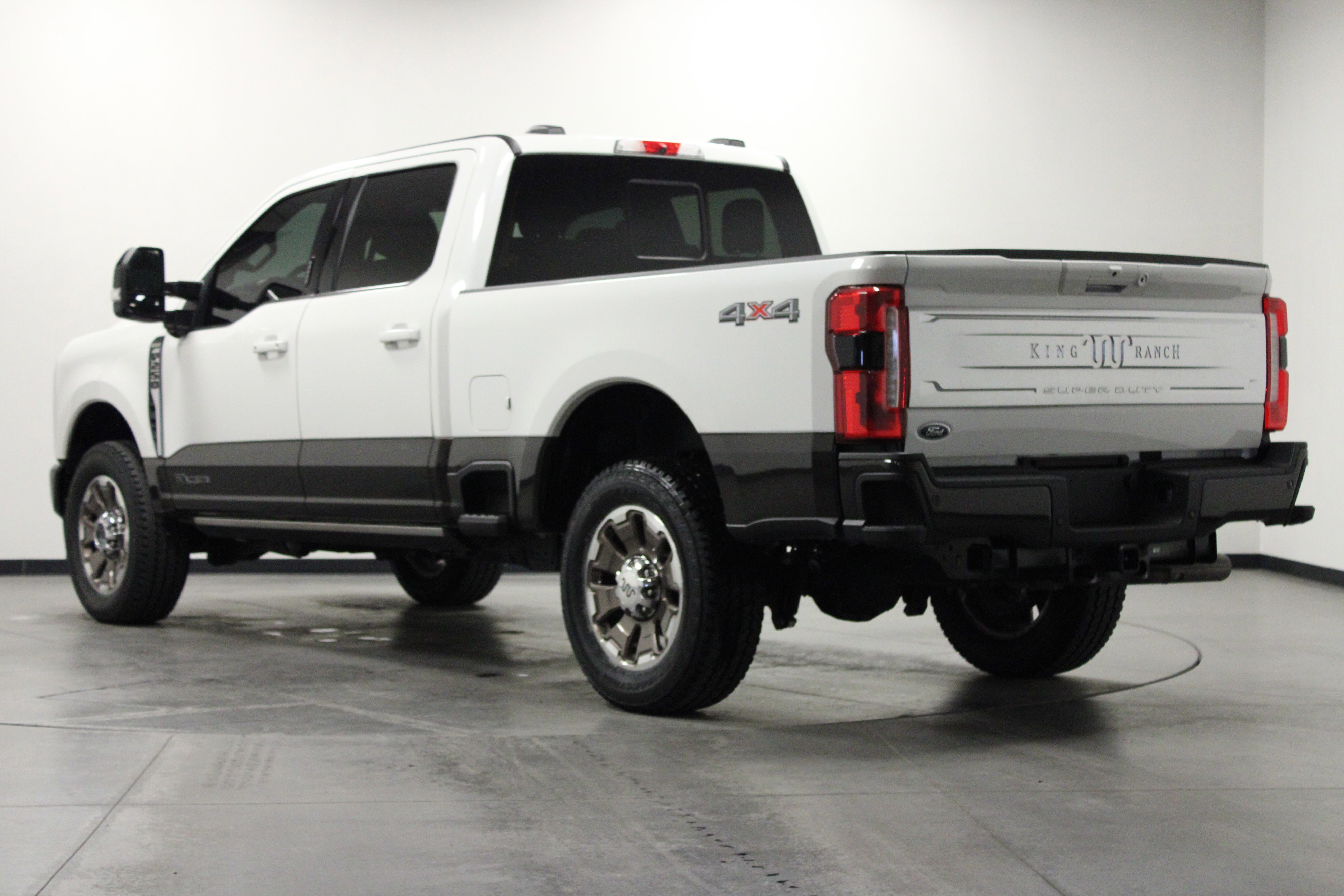 Used 2024 Ford F250 King Ranch image 6