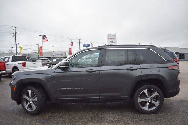 New 2024 Jeep Grand Cherokee Limited 4xe w/ Trailer Tow Package AWD/4WD image 3