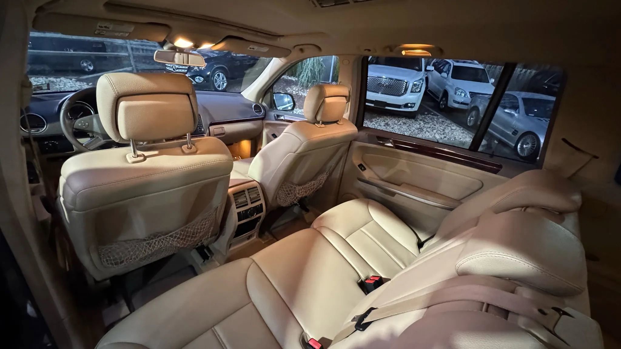 Used 2010 Mercedes-Benz GL 450 4MATIC image 19