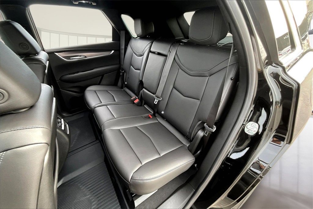 New 2026 Cadillac XT5 Luxury w/ LPO, Floor Liner Package image 10