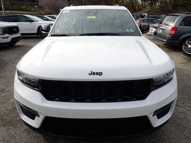 New 2025 Jeep Grand Cherokee Limited w/ Black Appearance Package AWD/4WD image 10