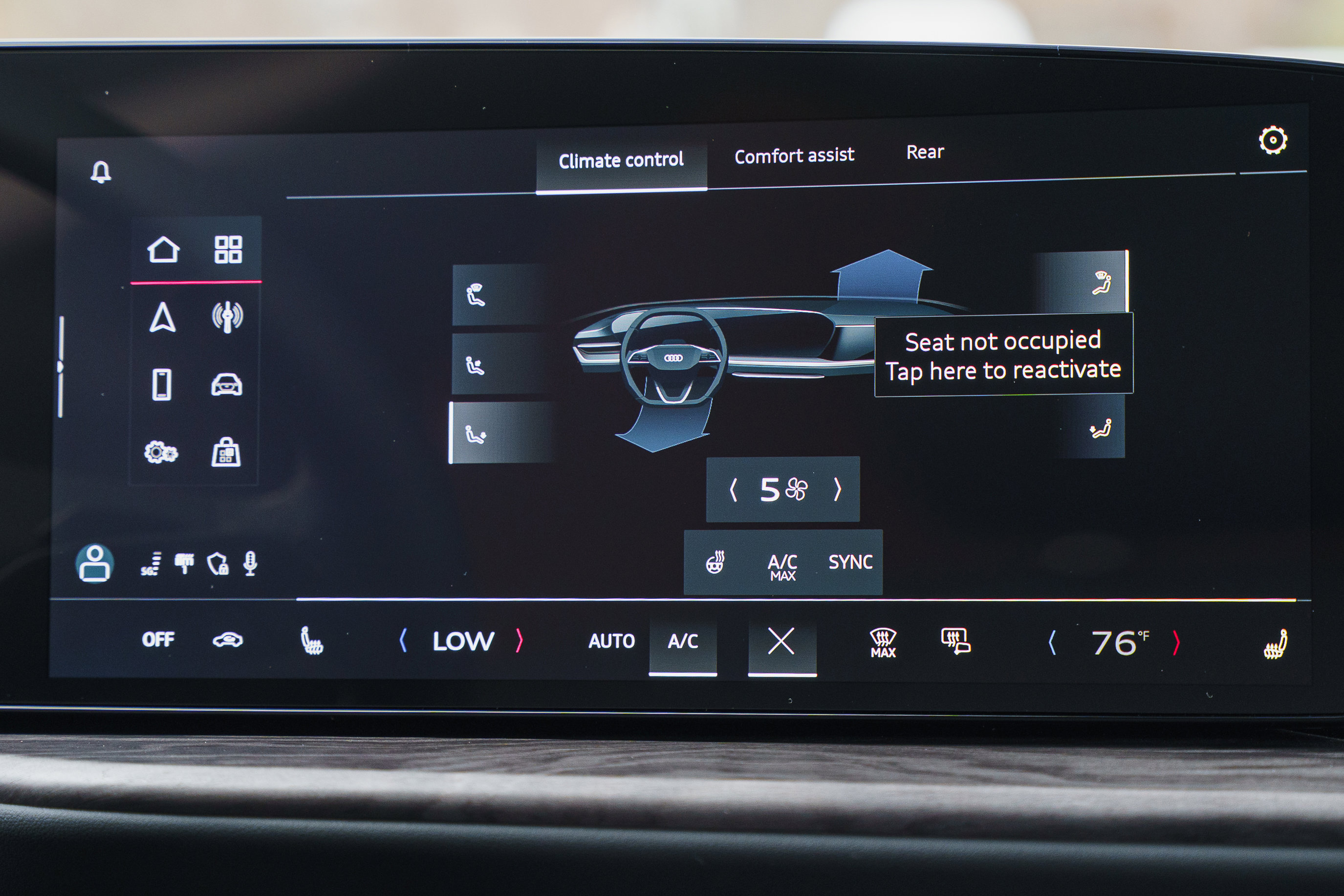 Certified 2025 Audi Q5 Premium w/ Convenience Package image 12