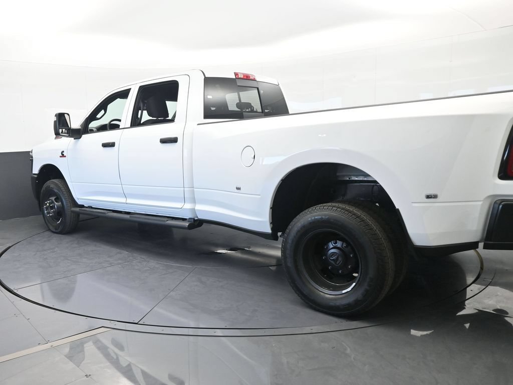 Used 2026 RAM 3500 Tradesman AWD/4WD image 4