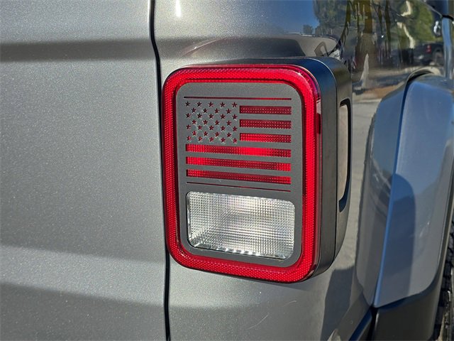 Used 2021 Jeep Gladiator Sport image 9