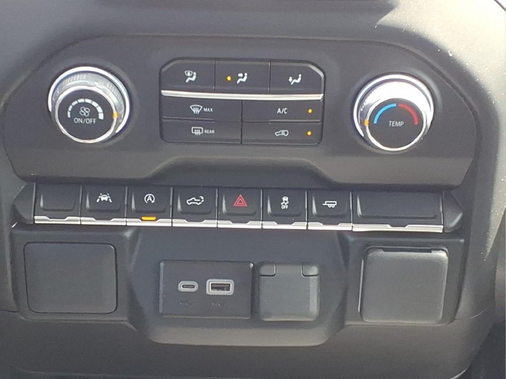 Used 2024 Chevrolet Silverado 1500 Custom w/ Turbomax Blackout Package RWD image 20