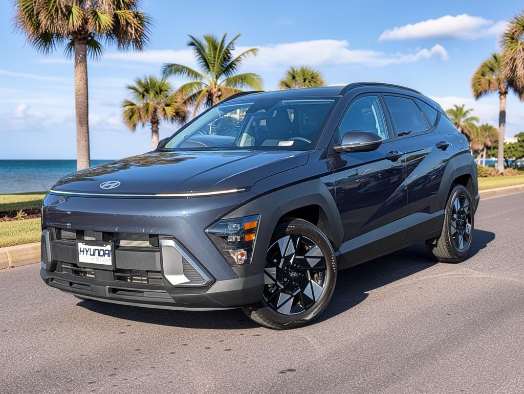 Certified 2025 Hyundai Kona SEL FWD image 2