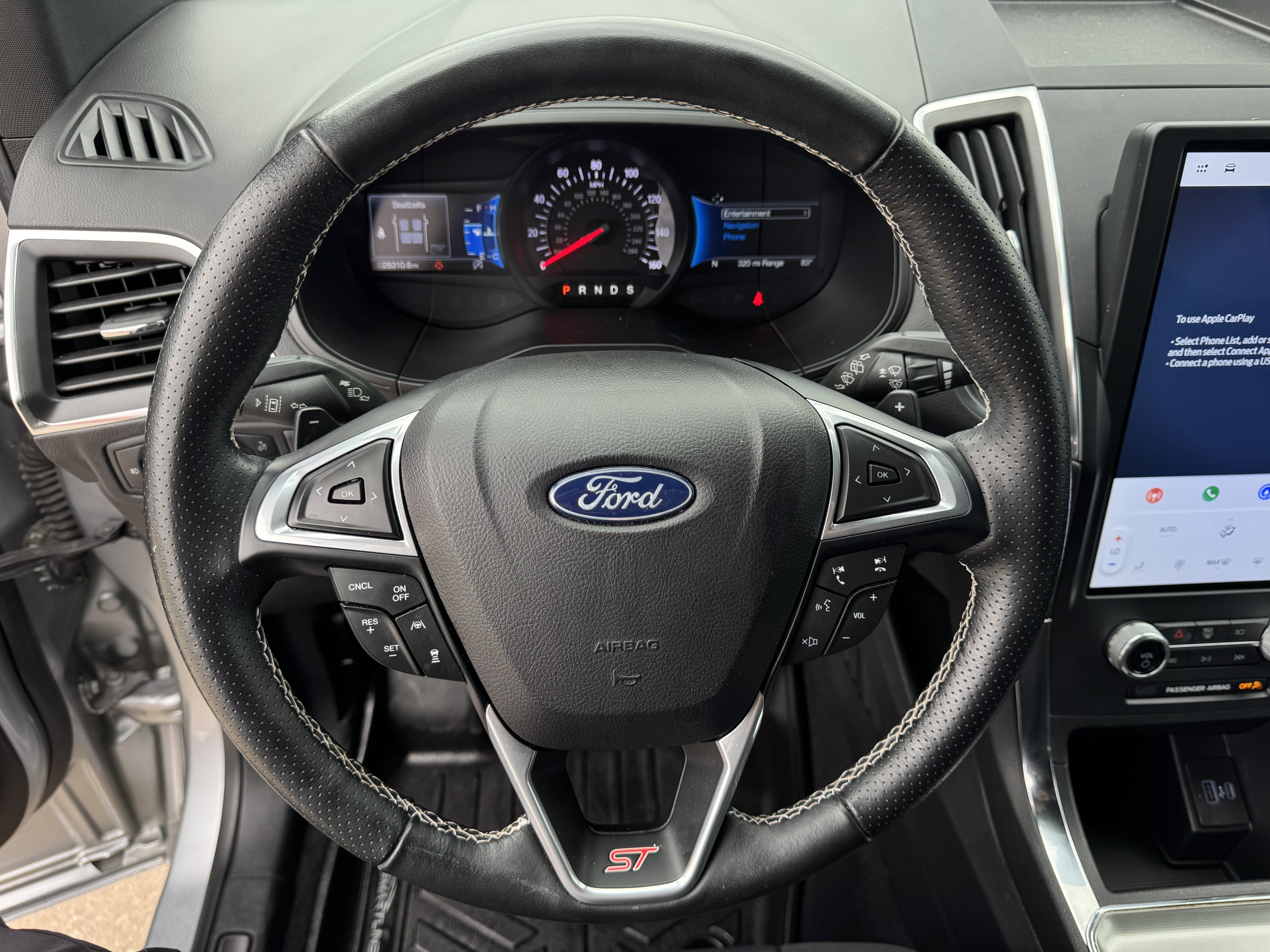Certified 2022 Ford Edge ST image 17