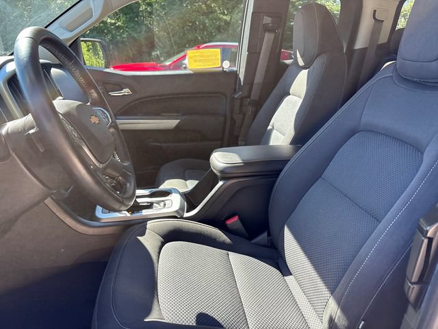 Used 2017 Chevrolet Colorado LT w/ LT Convenience Package AWD/4WD image 32