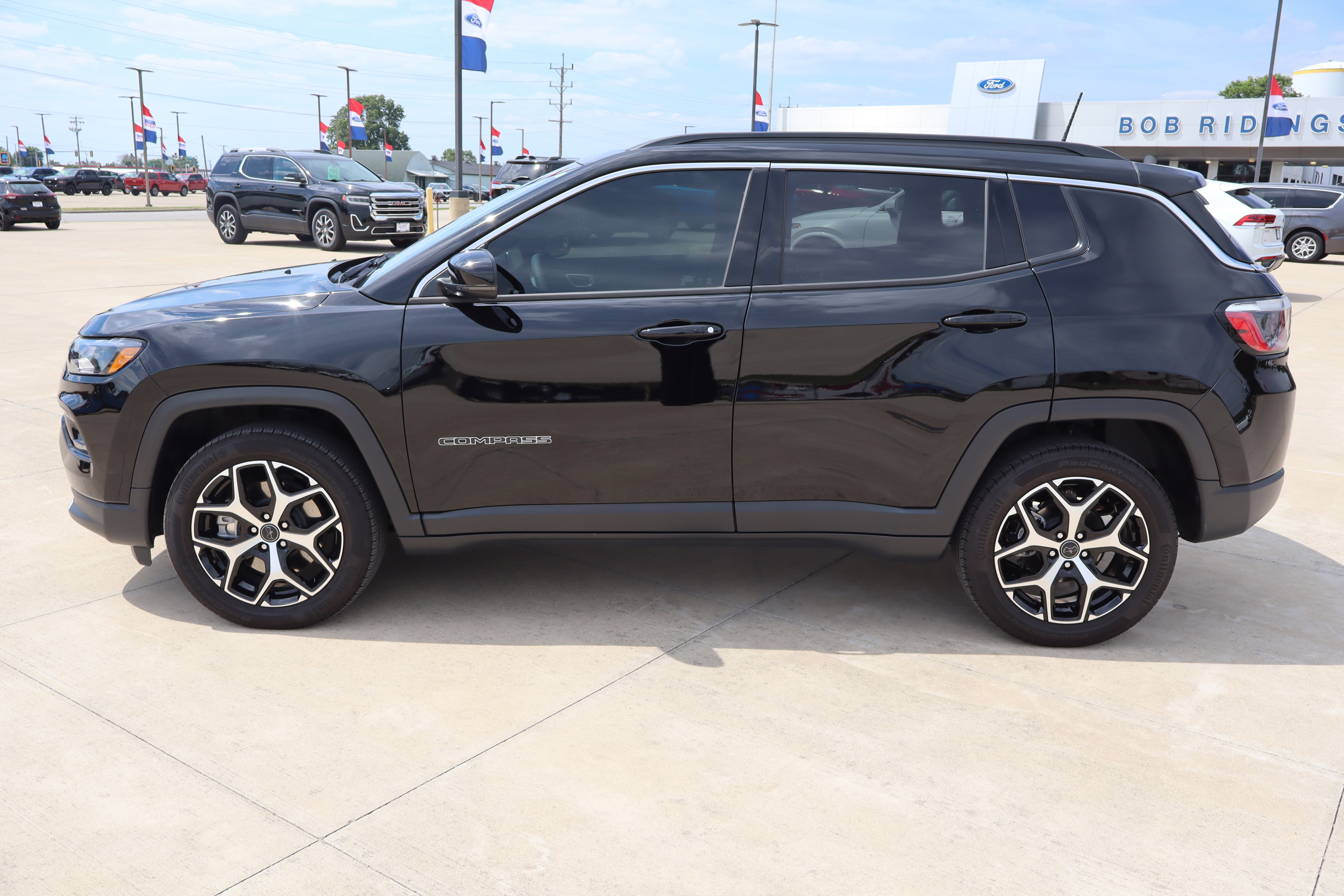 Used 2025 Jeep Compass Limited AWD/4WD image 8